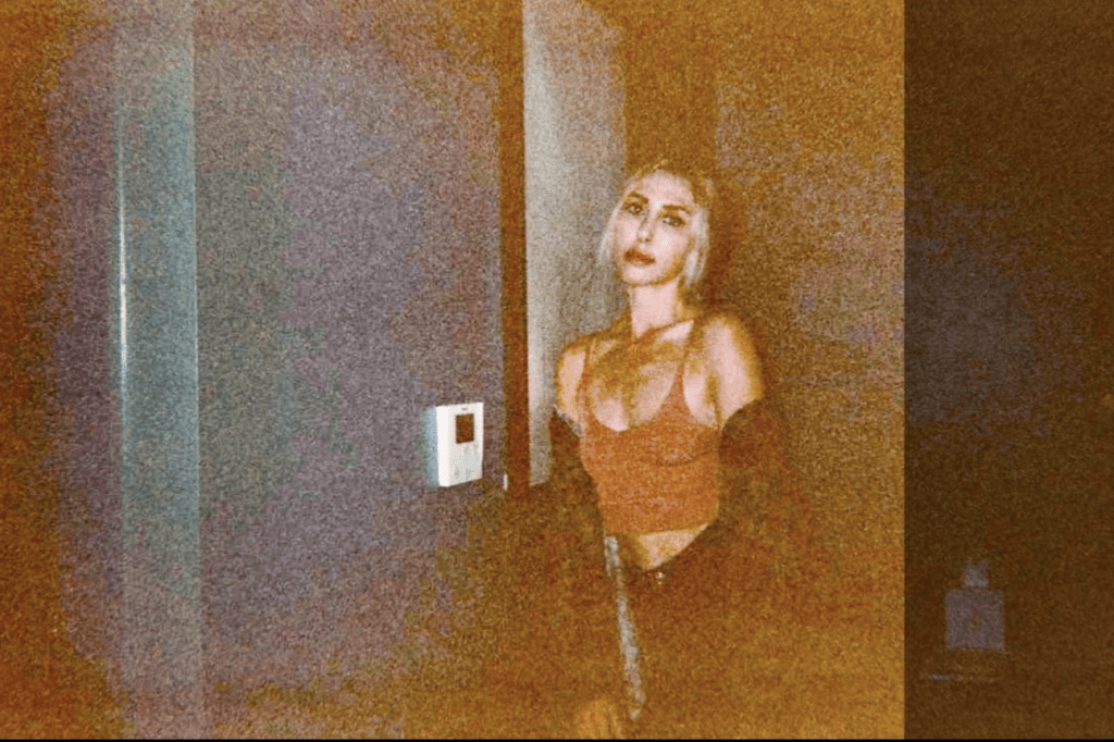 35mm shot on Chinon Intrafocus